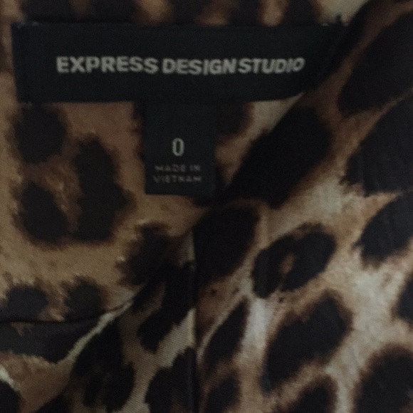 Express tweed harringbone skirt, size 0 - Picture 7 of 8